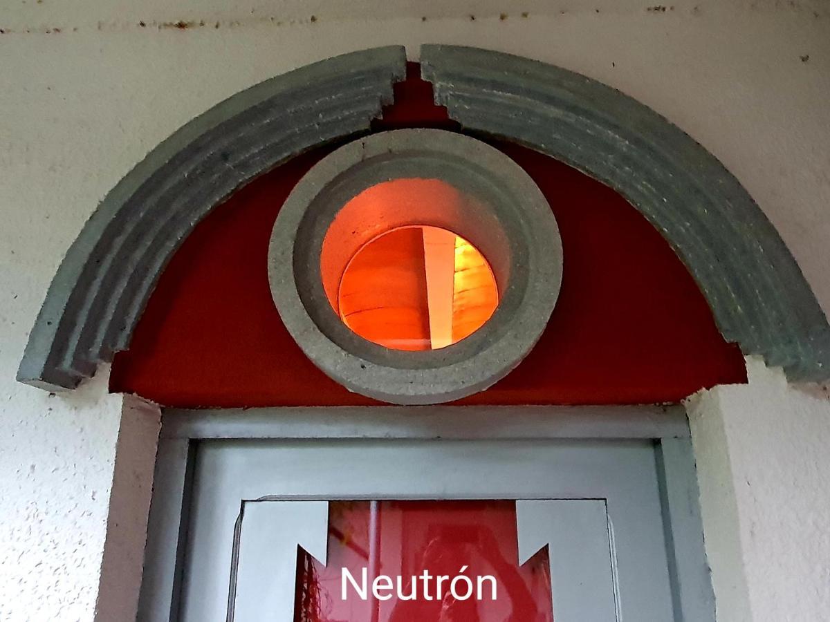 Zentral Club Neutron-Jacuzzi Apartment Belmonte De Miranda Ngoại thất bức ảnh